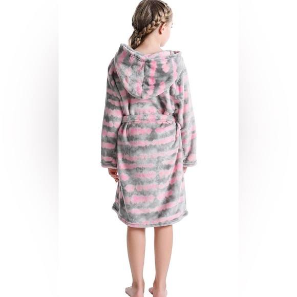 V.&GRIN Girls Fleece Robe, Hooded, Soft Fuzzy Bathrobe for Kids size 11/12 - Picture 2 of 3